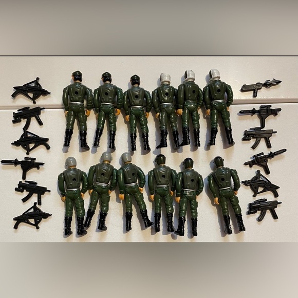12 Desert Defender Action Figures (SGI, Sungold MFG. CO) 1980s. 4” G.I Joe Toys - Picture 2 of 2